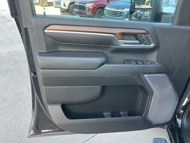 Used 2024 Chevrolet Silverado 2500 High Country w/ Z71 Off-Road Package image 16