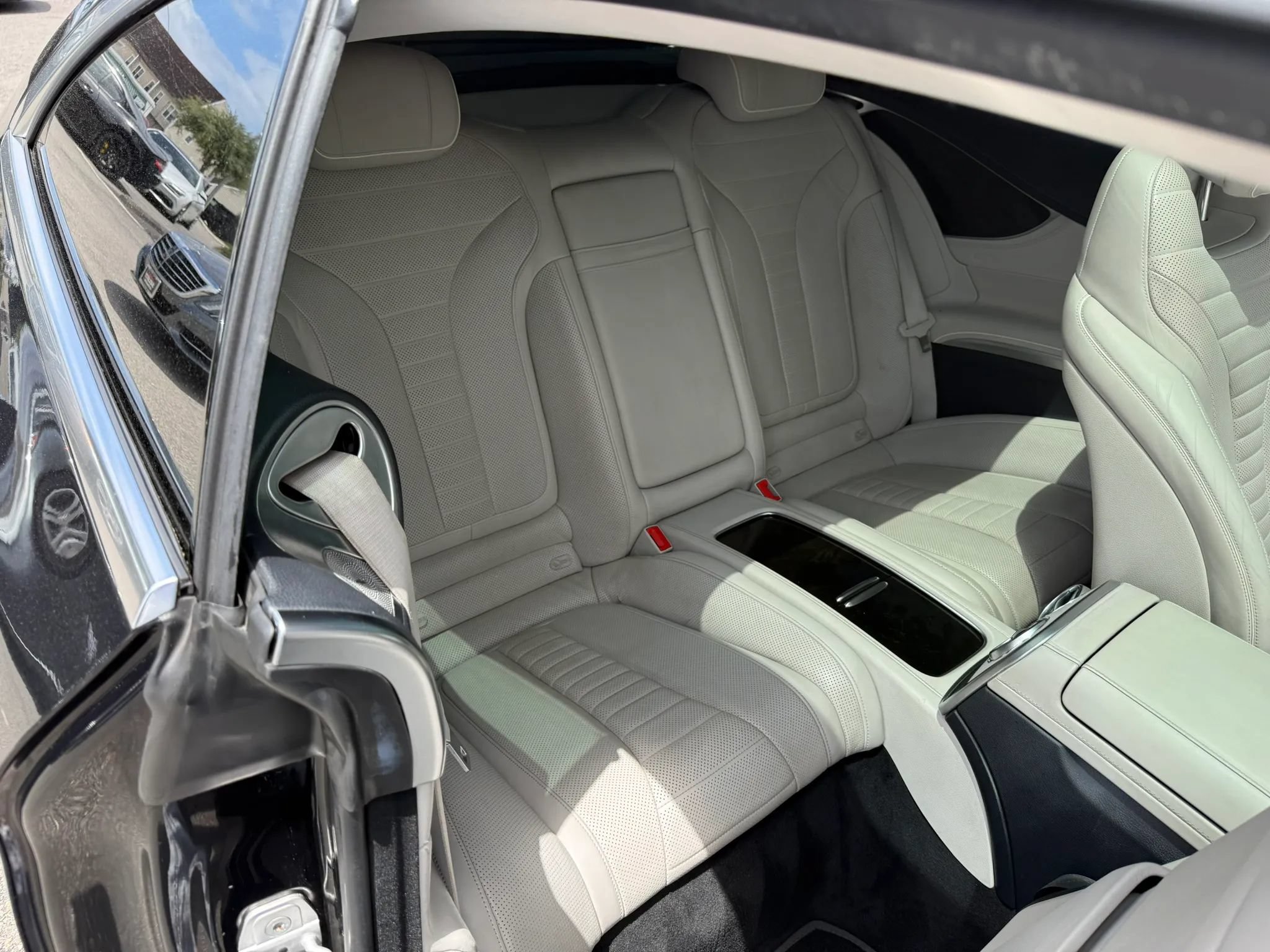 Used 2015 Mercedes-Benz S 550 4MATIC Coupe image 20