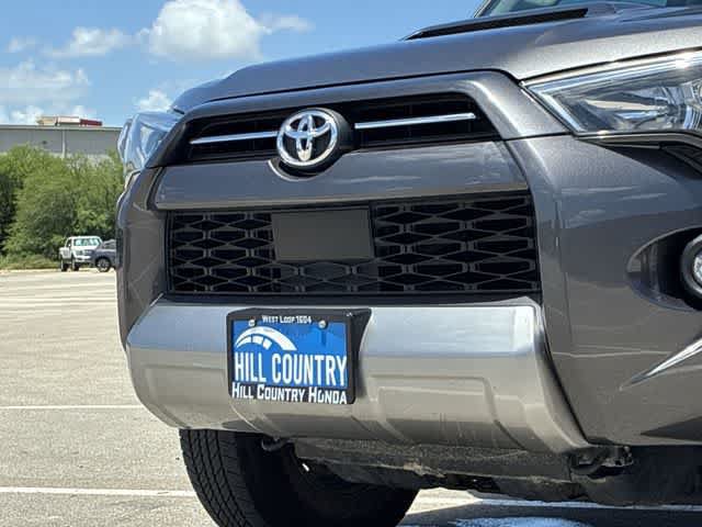 Used 2021 Toyota 4Runner TRD Off-Road AWD/4WD image 14