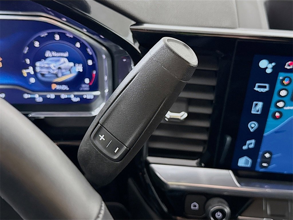 Used 2024 Chevrolet Silverado 3500 LTZ w/ LTZ Convenience Package image 10