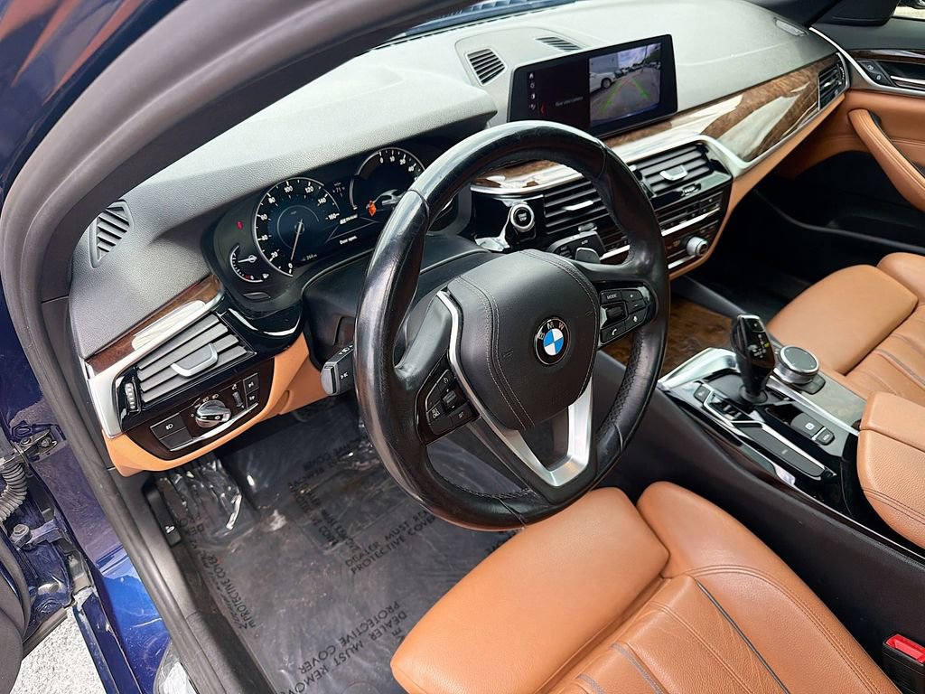 Used 2018 BMW 530e image 24