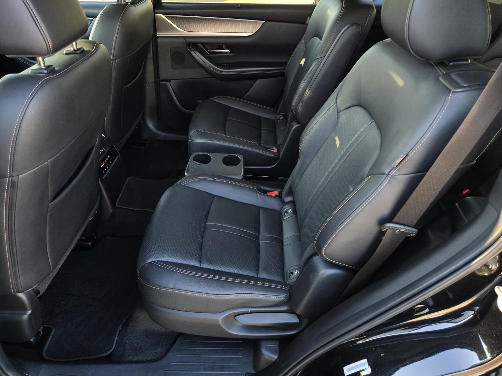 Certified 2024 MAZDA CX-90 Plug-In Hybrid w/ Premium Pkg image 15