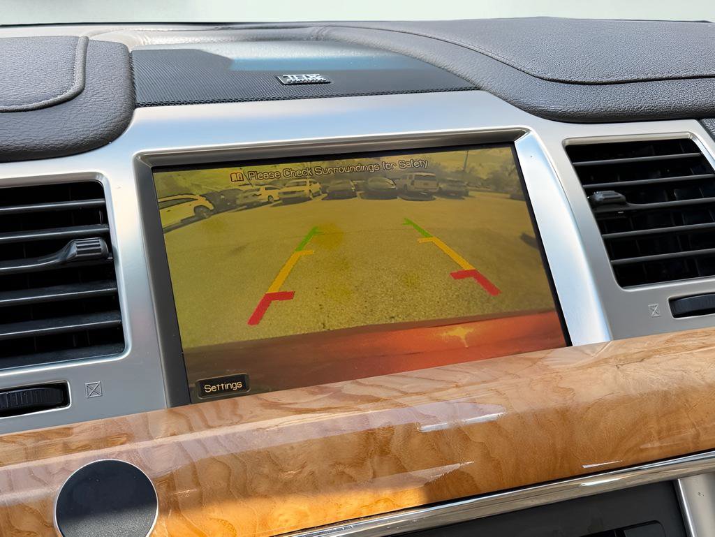 Used 2010 Lincoln MKS image 41