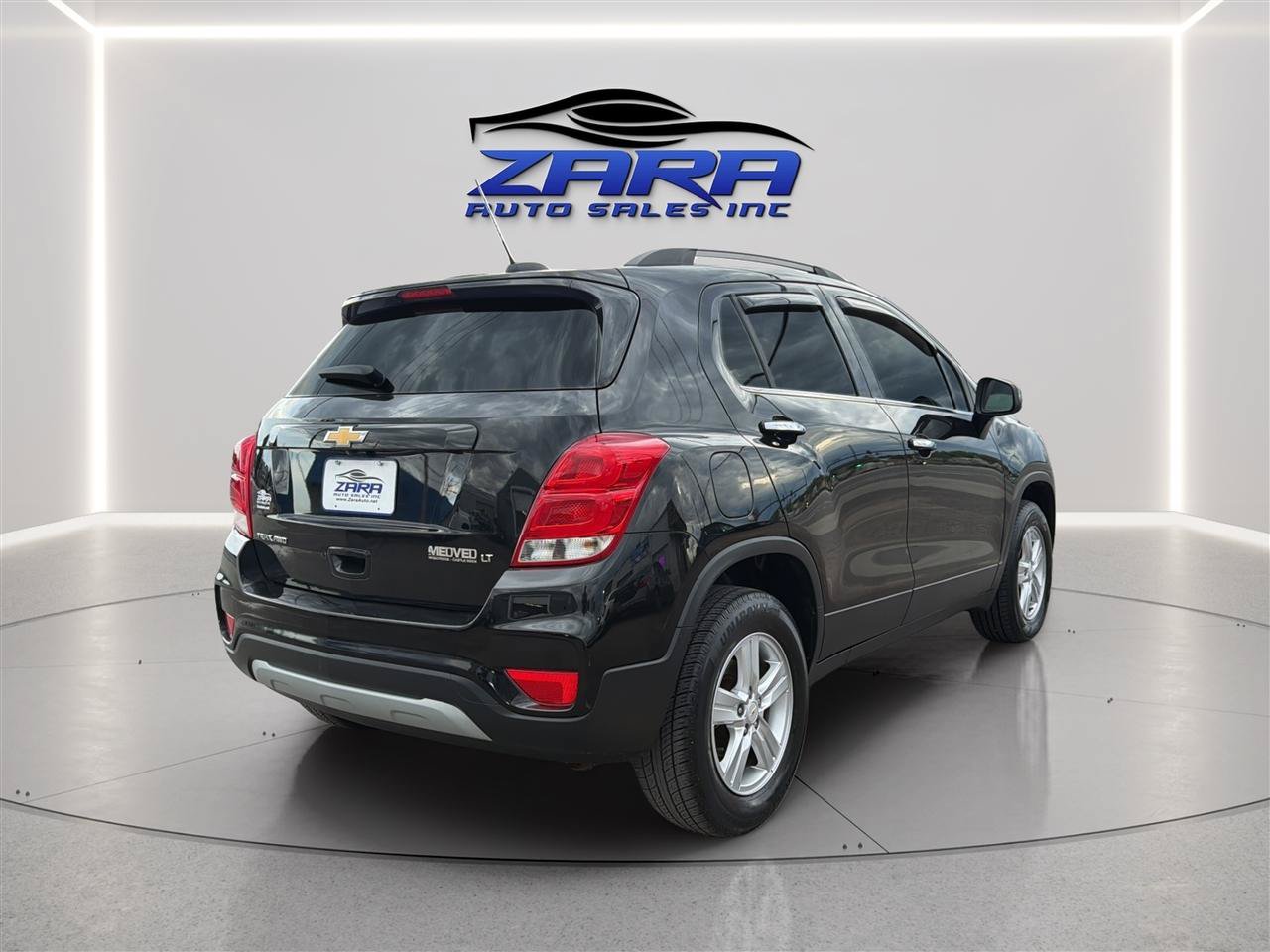 Used 2019 Chevrolet Trax LT w/ LT Convenience Package AWD/4WD image 7