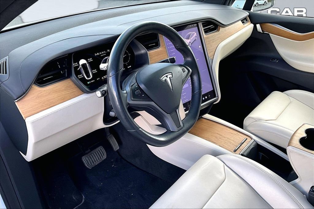 Used 2019 Tesla Model X Long Range image 14
