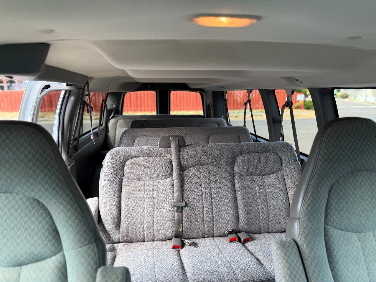 Used 2003 Chevrolet Express 3500 Extended Passenger RWD image 15