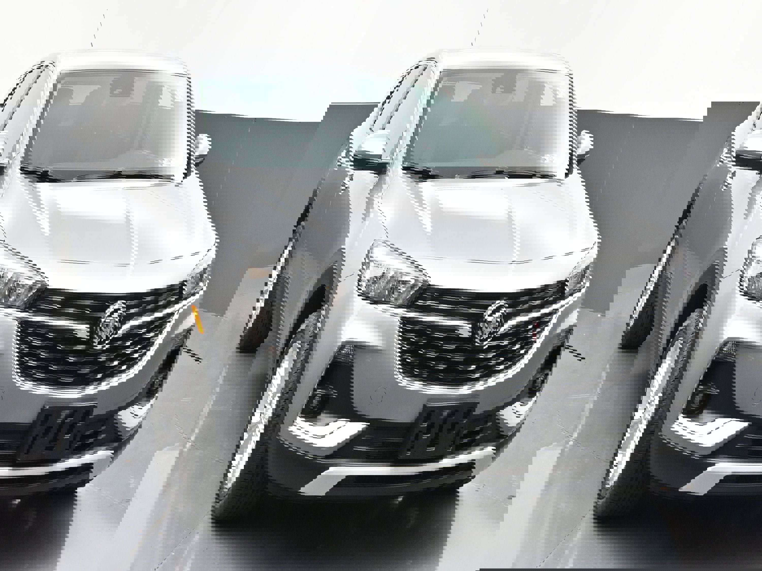 Used 2023 Buick Encore GX Preferred w/ Cold Weather Comfort Package image 2