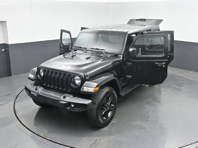Used 2020 Jeep Wrangler Unlimited Sahara AWD/4WD image 46