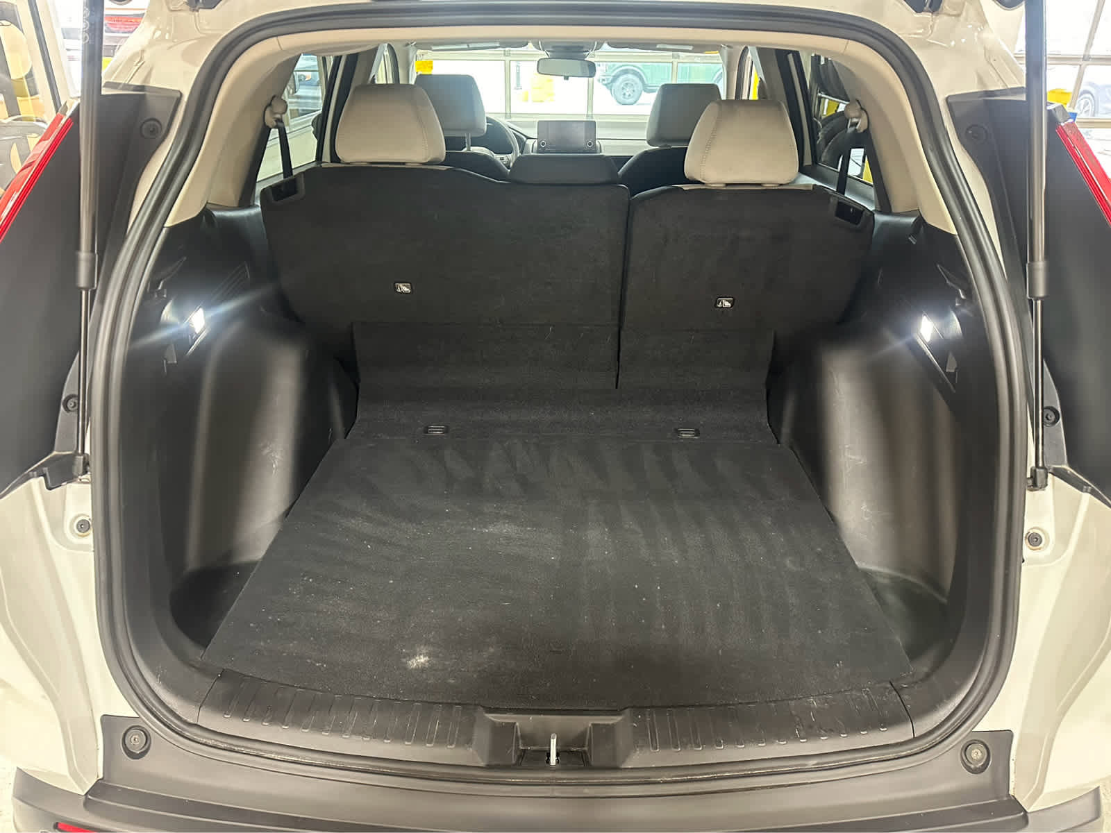 Used 2023 Honda CR-V EX image 8