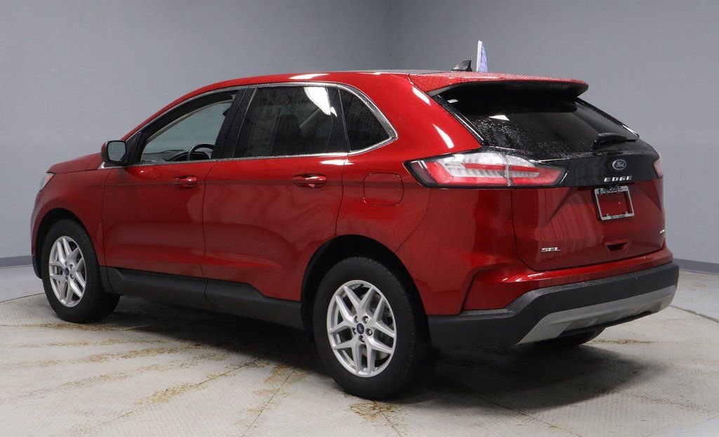 Certified 2022 Ford Edge SEL w/ Convenience Package image 10