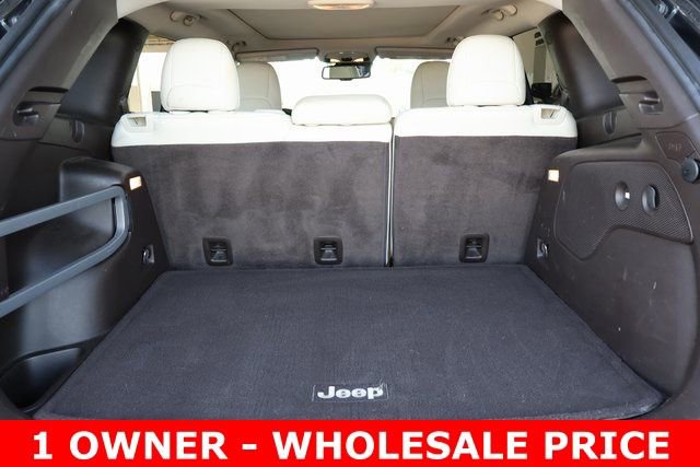 Used 2016 Jeep Cherokee Overland w/ Technology Group image 16