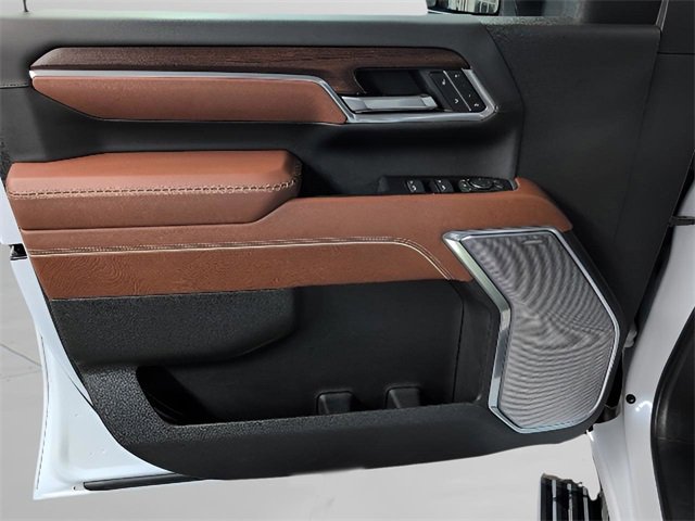 Used 2024 GMC Sierra 3500 Denali Ultimate image 28