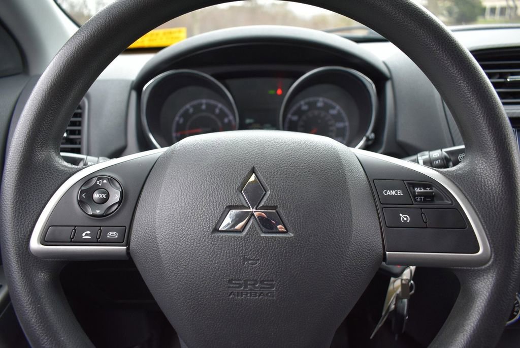 Used 2019 Mitsubishi Outlander Sport ES image 16