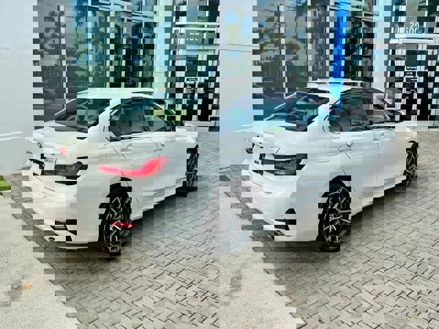 Used 2020 BMW 330i xDrive Sedan w/ Driving Assistance Package image 7