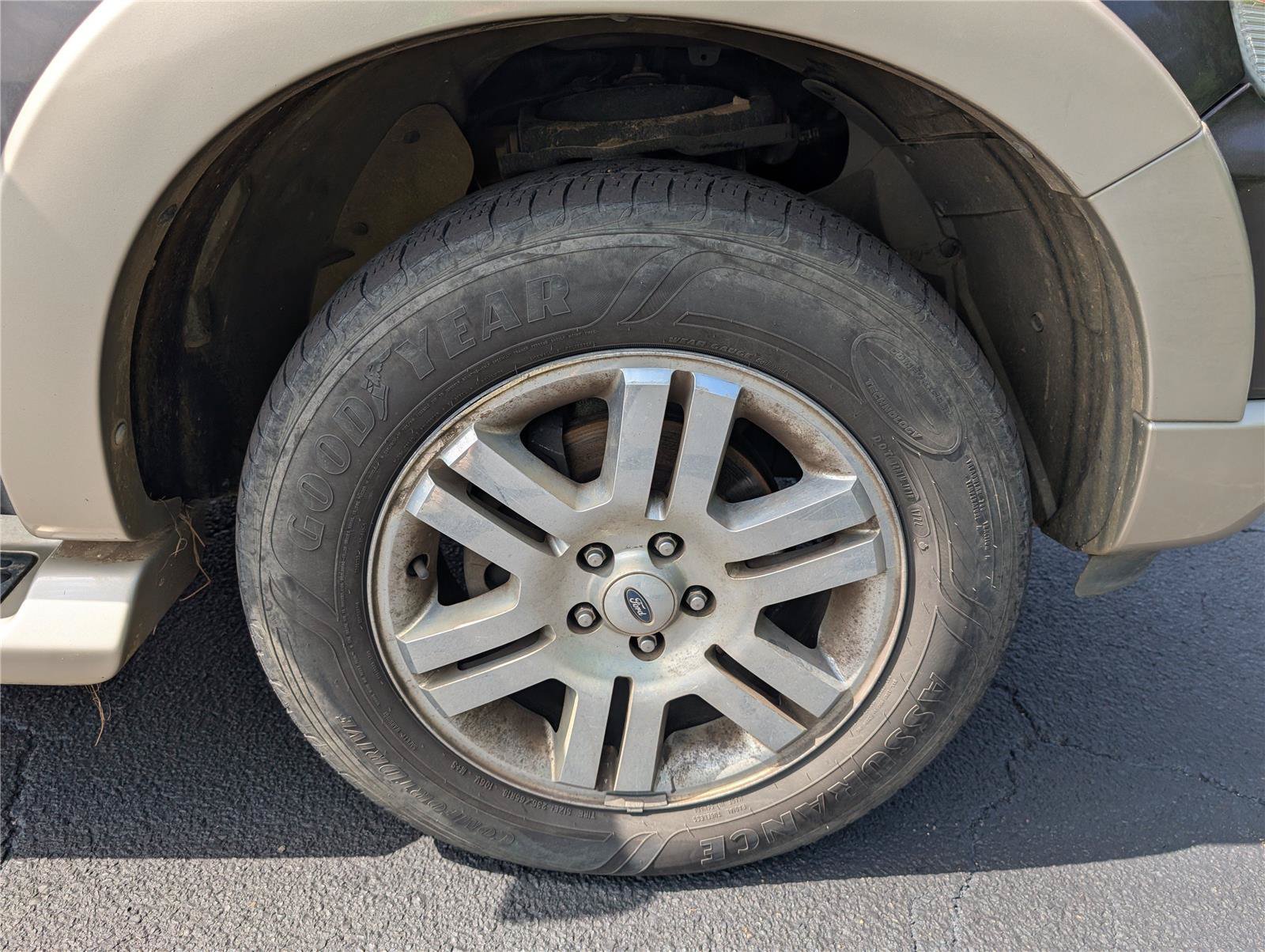 Used 2006 Ford Explorer Eddie Bauer RWD image 38