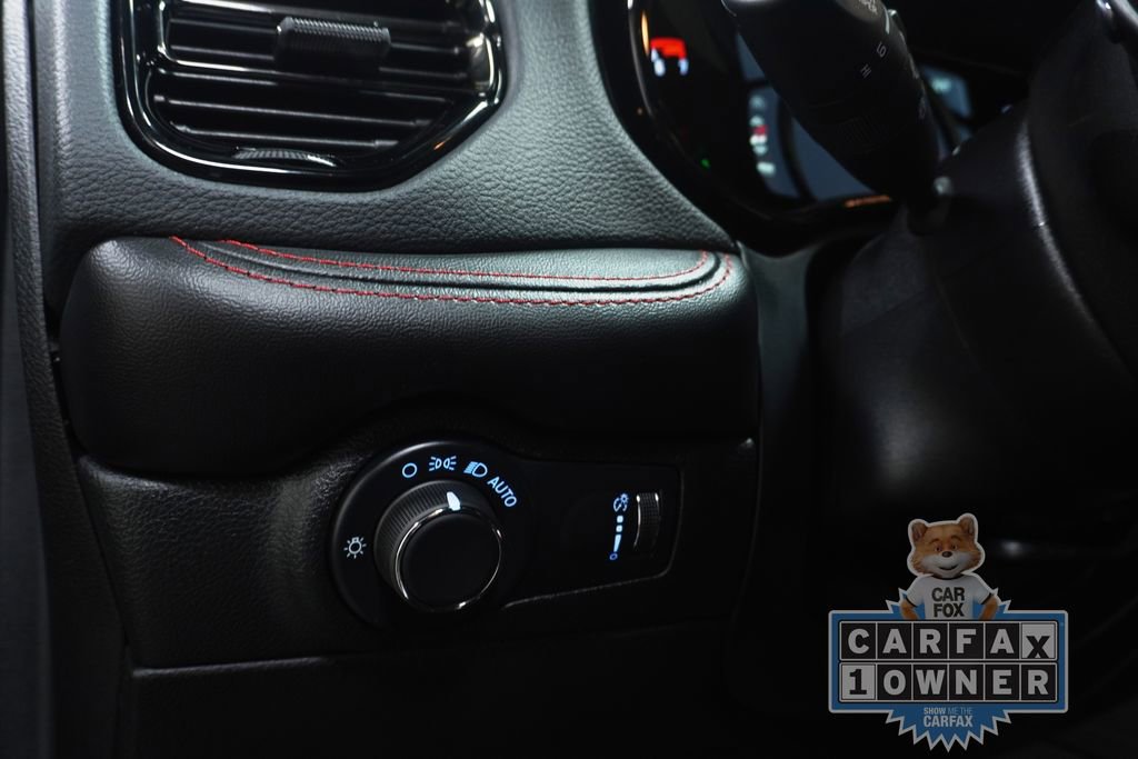 Used 2025 Dodge Durango GT w/ Blacktop Package AWD/4WD image 25