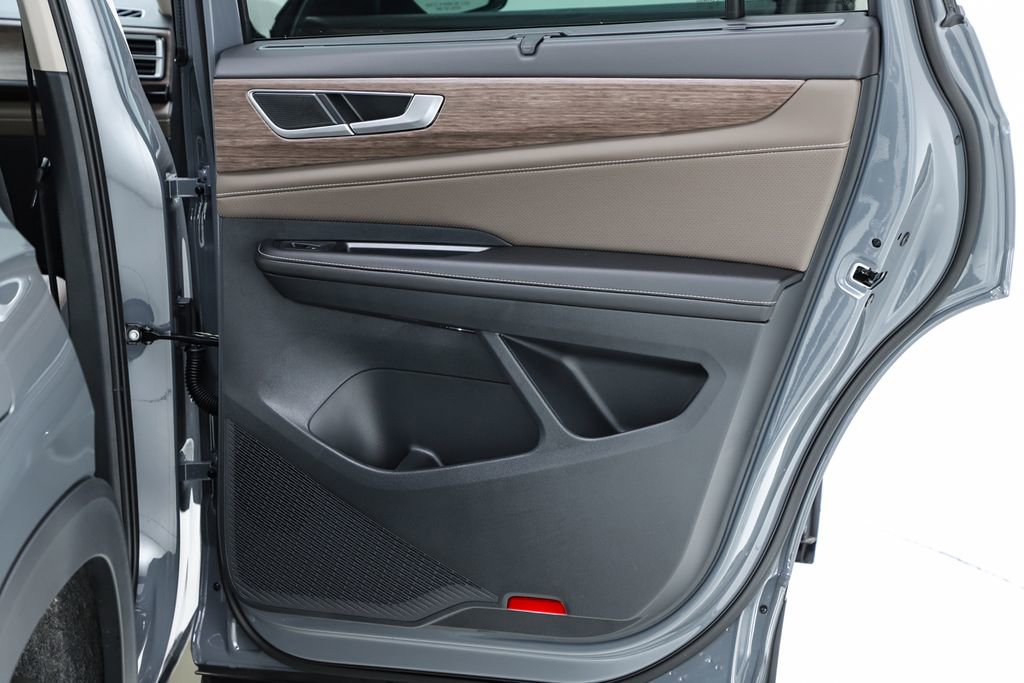 New 2026 Volkswagen Atlas SEL image 70