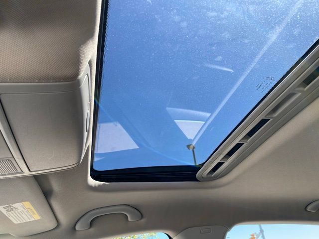 Used 2013 Volkswagen Passat 2.5 SEL image 21