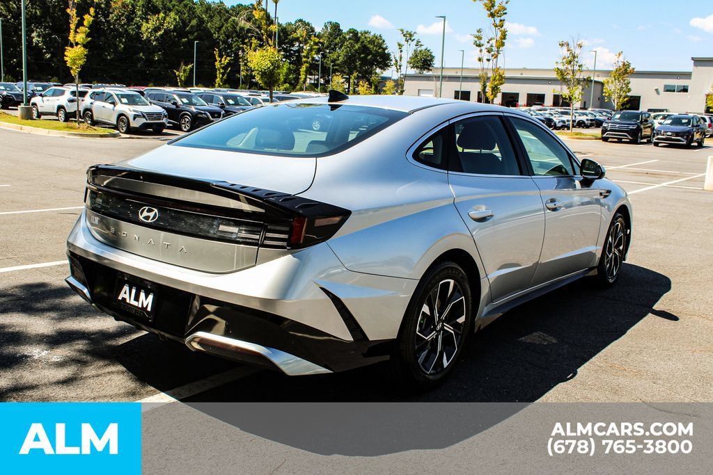 Used 2025 Hyundai Sonata SEL FWD image 5