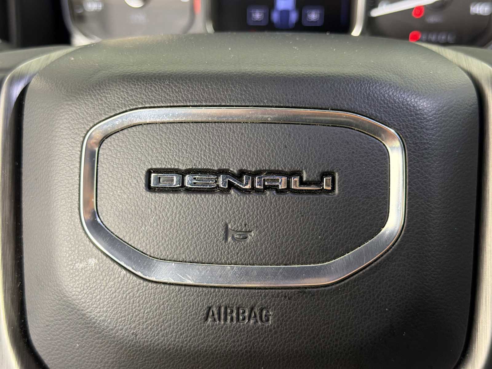 Used 2019 GMC Sierra 1500 Denali w/ Technology Package image 23