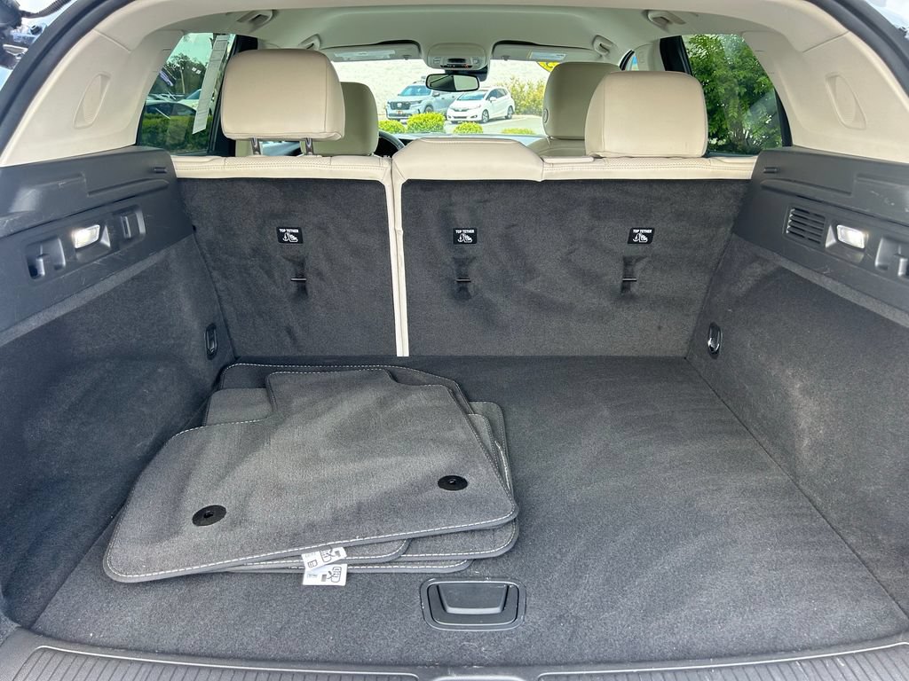 Used 2023 Buick Envision Essence AWD/4WD image 15