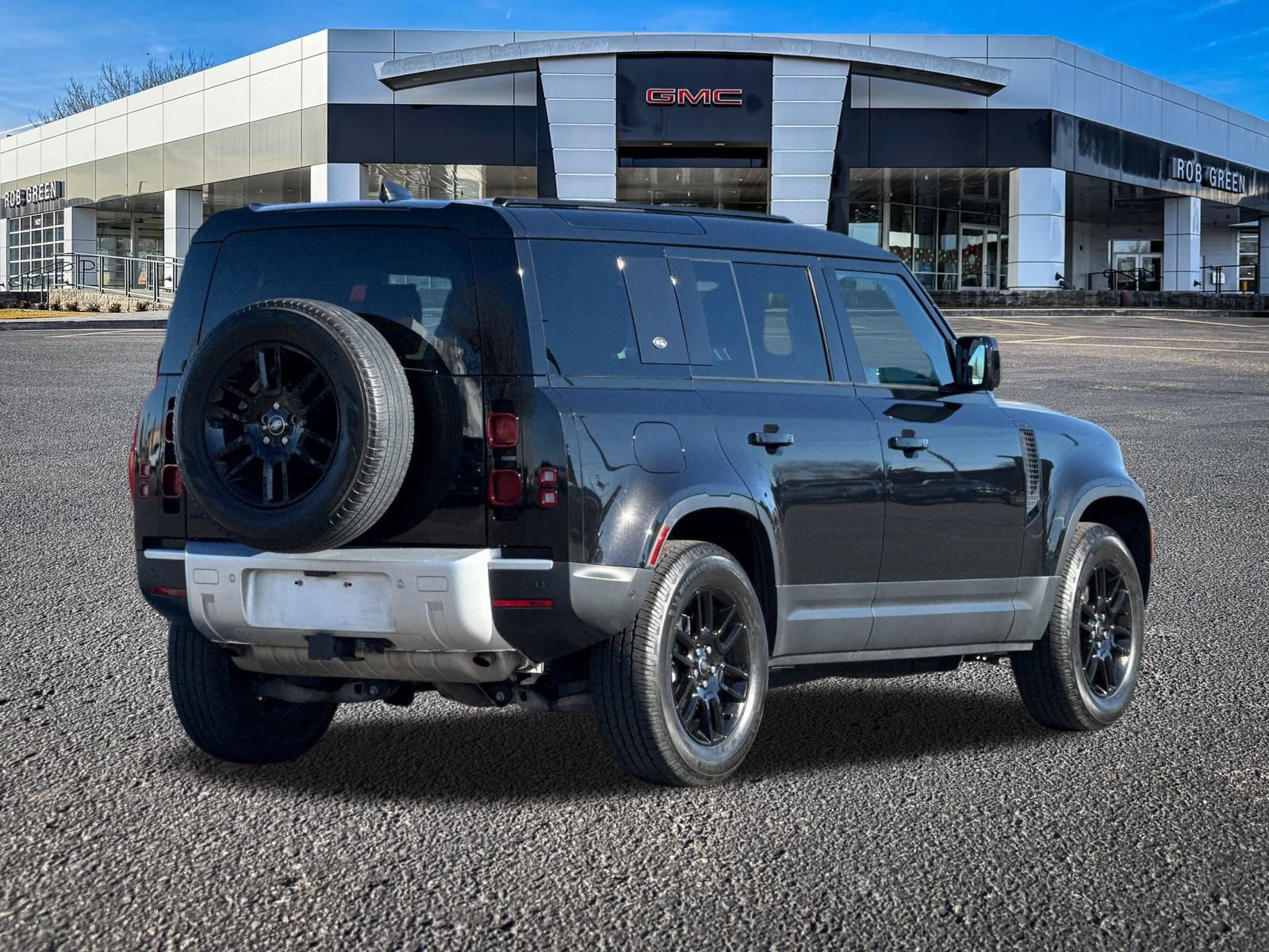 Used 2024 Land Rover Defender 110 S image 3