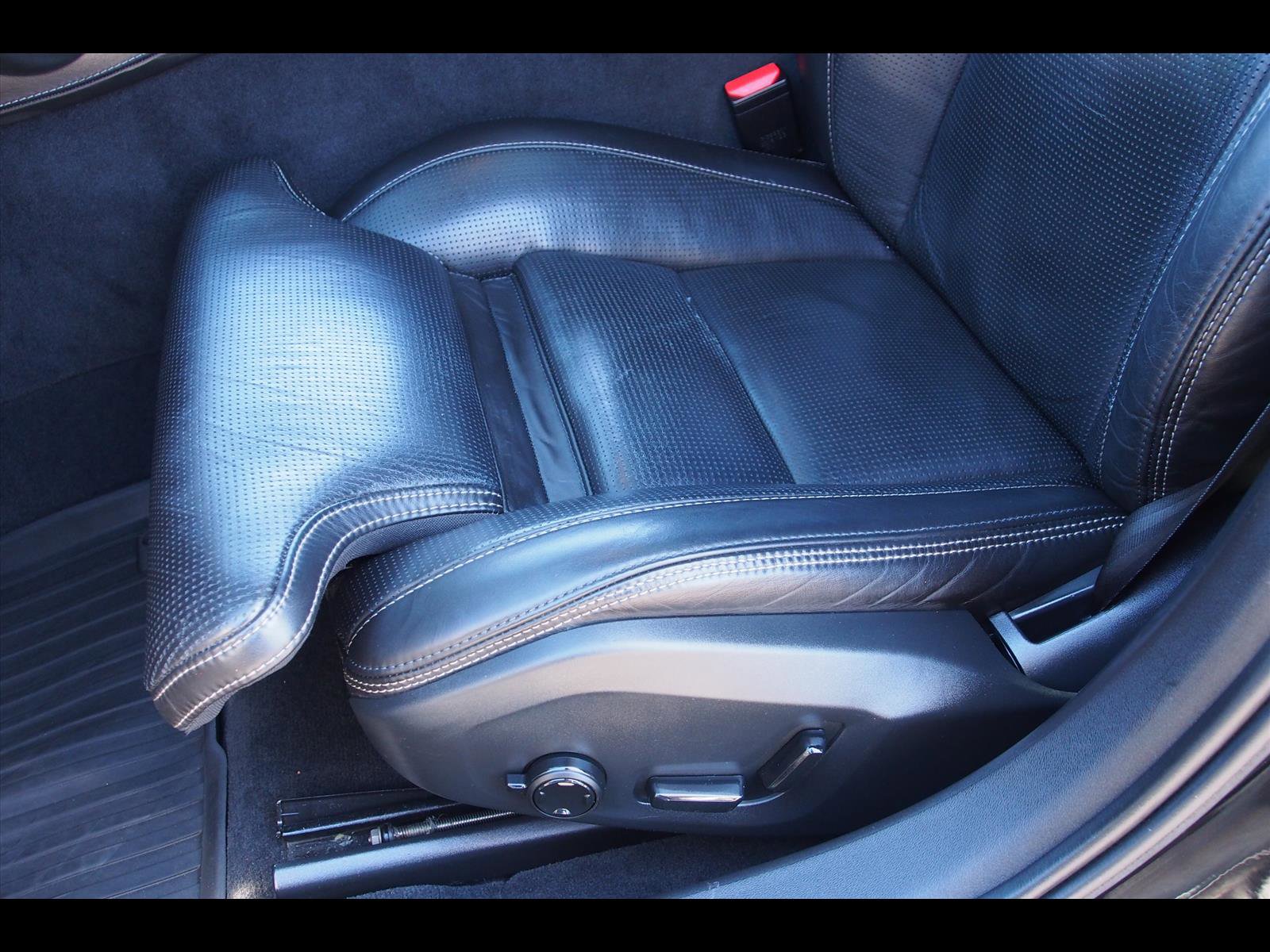 Used 2017 Volvo S90 T6 Inscription w/ Vision Package image 19