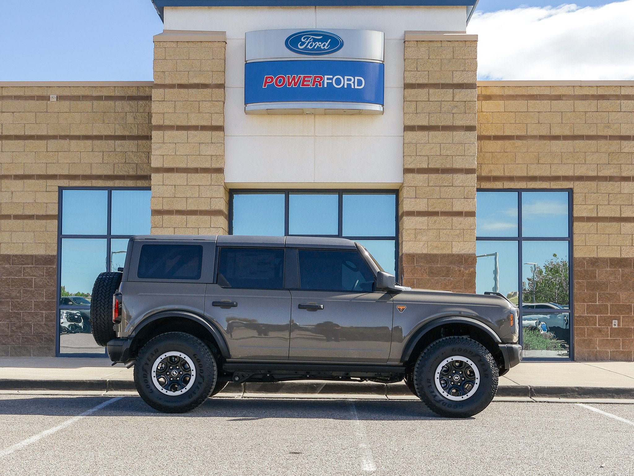 New 2026 Ford Bronco Badlands AWD/4WD image 5