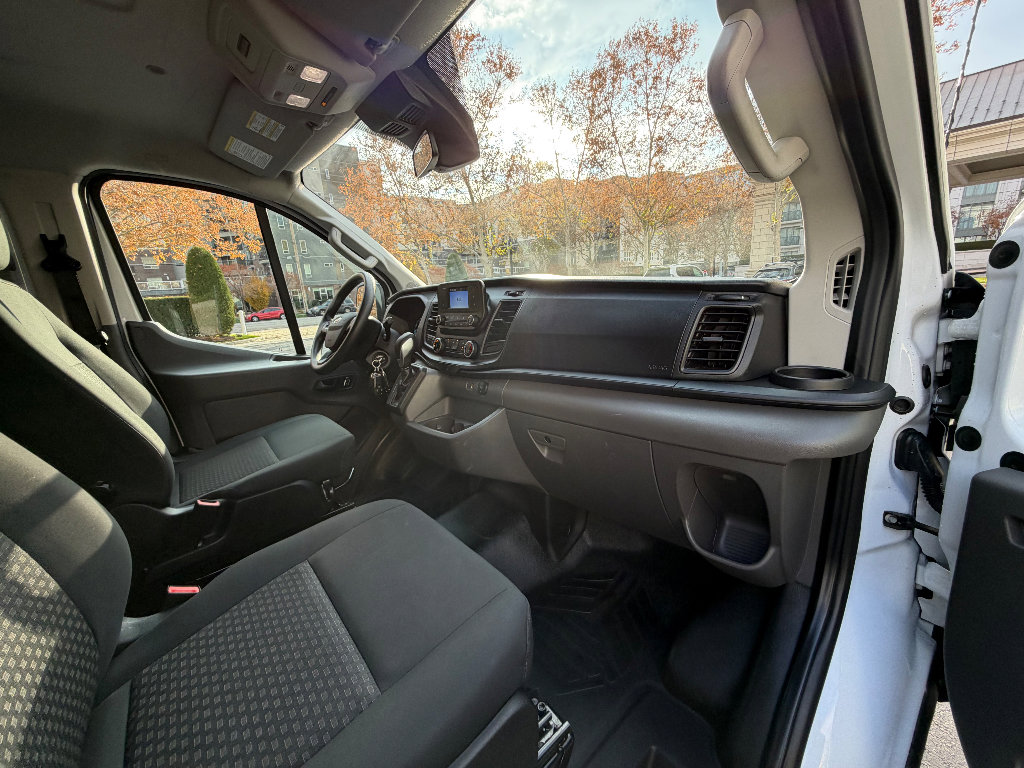 Used 2024 Ford Transit 250 Low Roof w/ Exterior Upgrade Package image 20