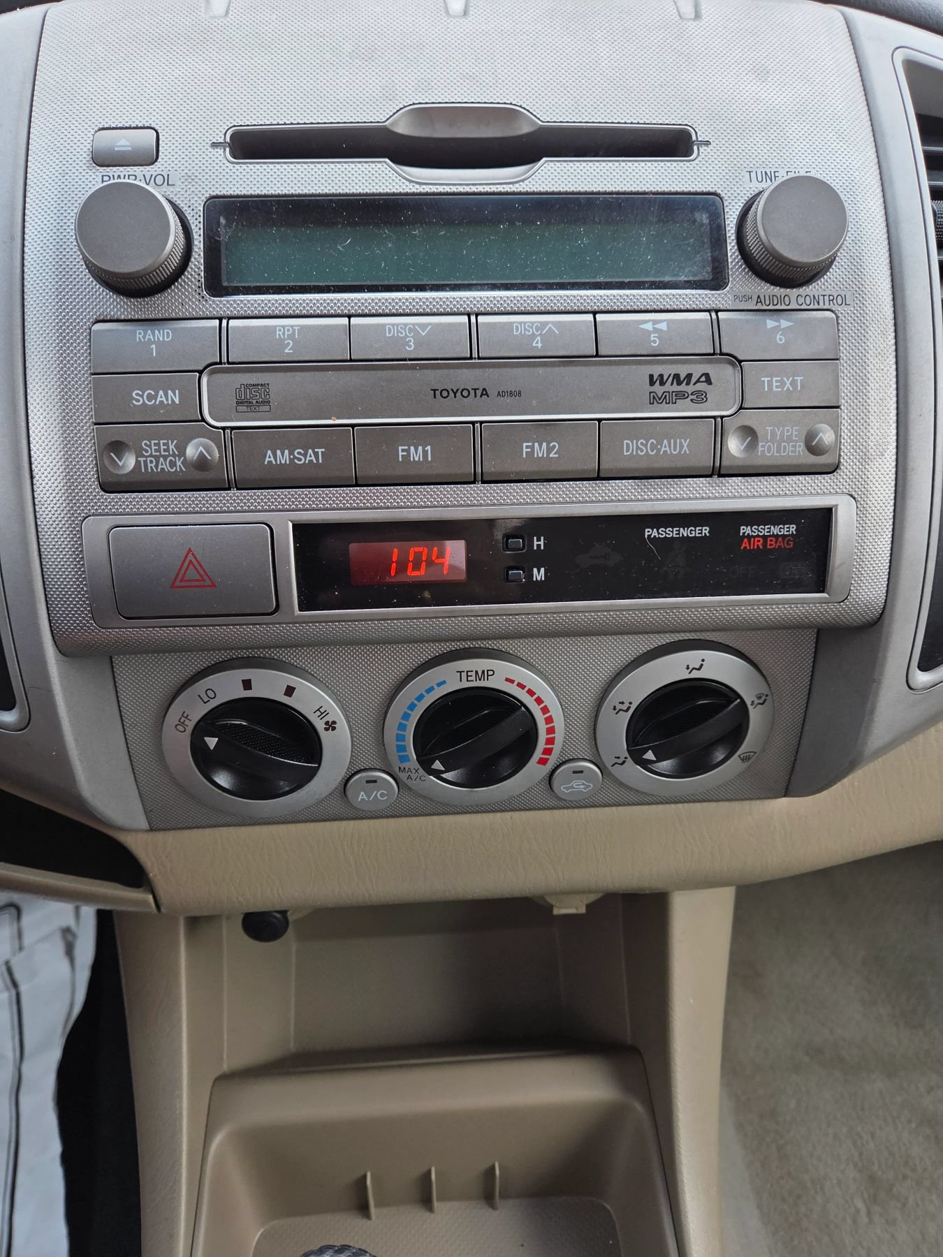 Used 2011 Toyota Tacoma 4x4 Access Cab w/ SR5 Pkg #2 image 9