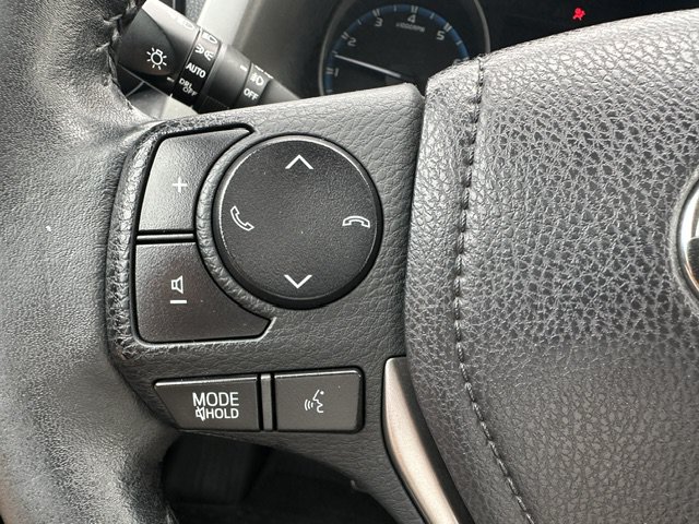 Used 2017 Toyota RAV4 XLE w/ Plus Extra Value Package AWD/4WD image 28