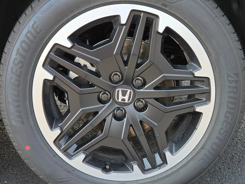 New 2026 Honda Pilot Touring image 18