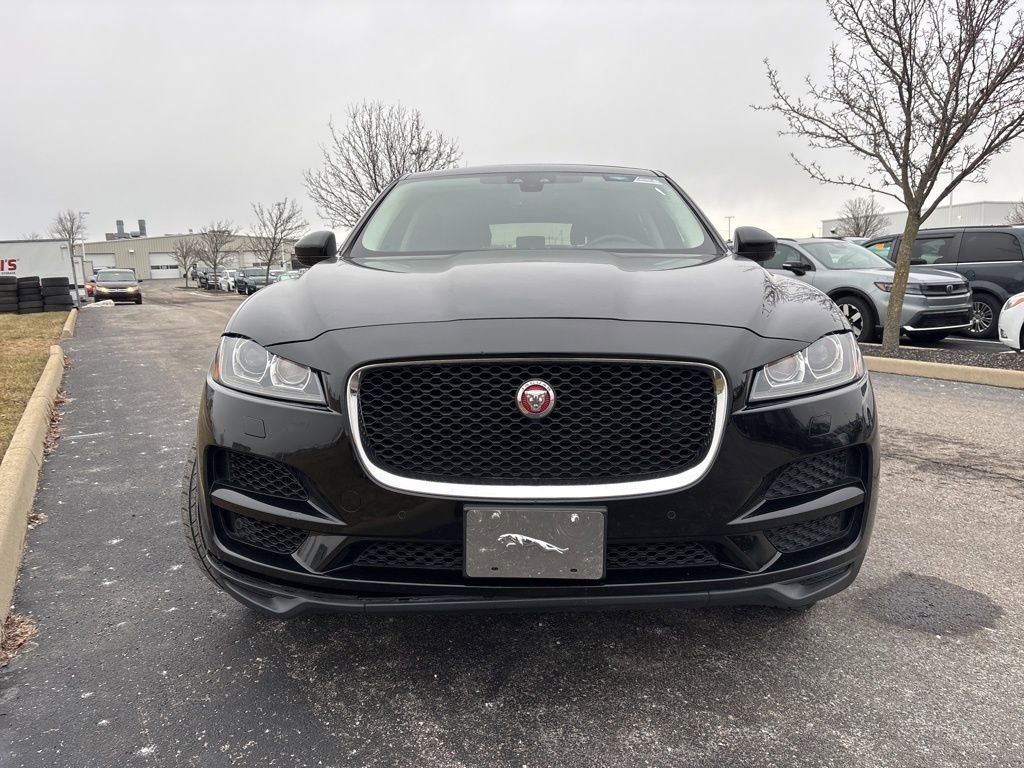 Used 2020 Jaguar F-PACE Prestige image 2