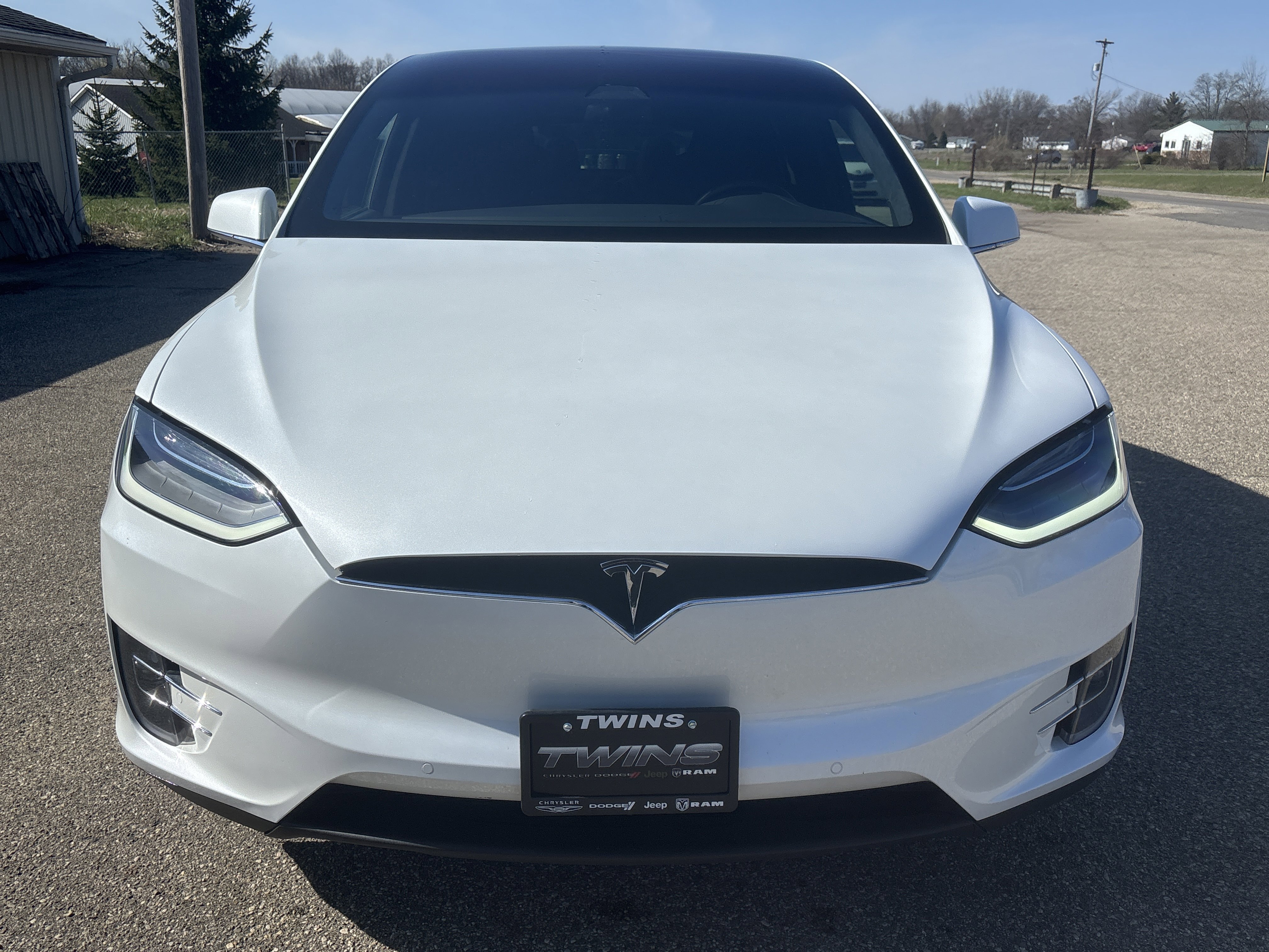 Used 2020 Tesla Model X Long Range image 12