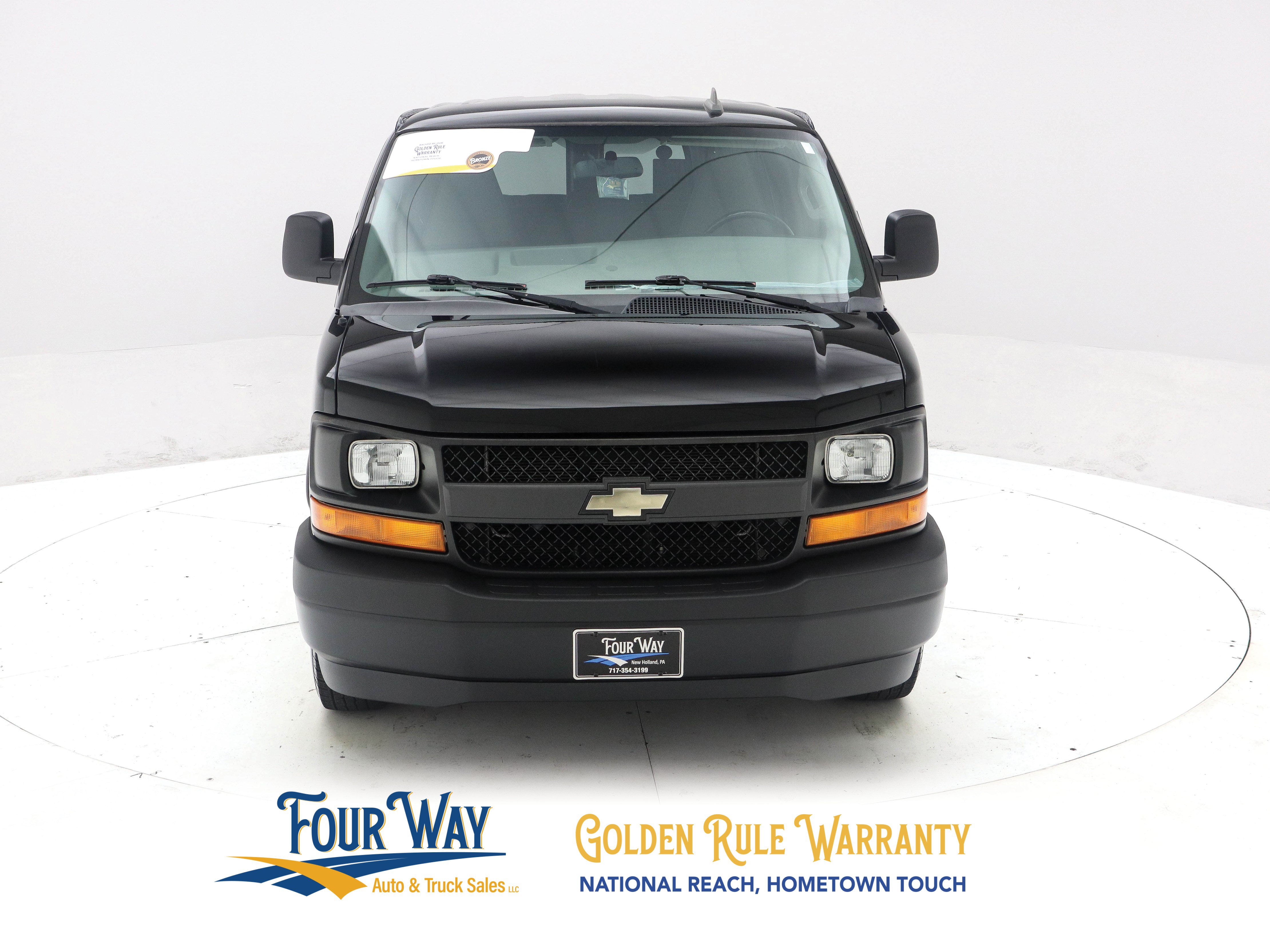 Used 2017 Chevrolet Express 2500 LS RWD image 8