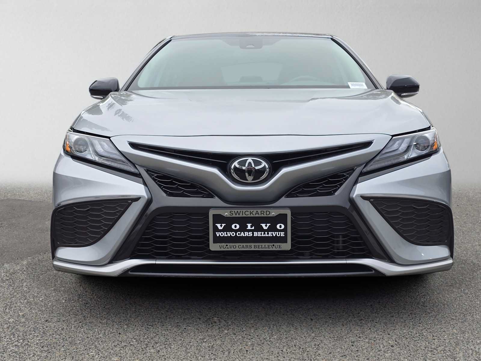 Used 2022 Toyota Camry XSE AWD/4WD image 8