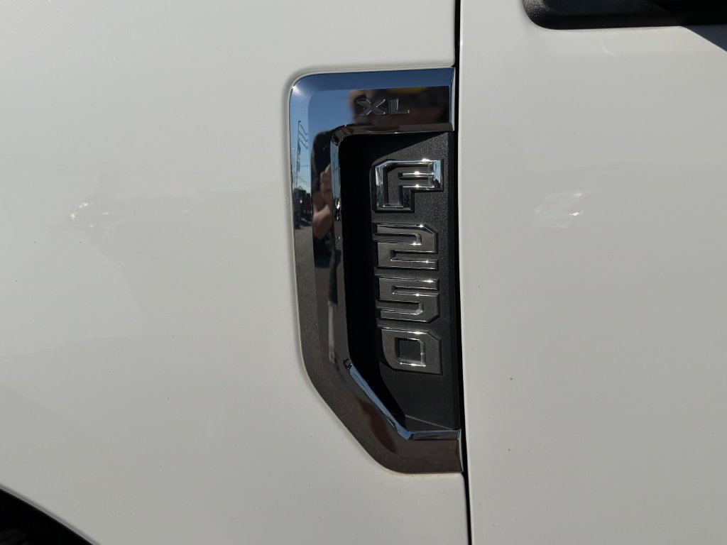 Used 2019 Ford F250 XL w/ Power Equipment Group AWD/4WD image 21