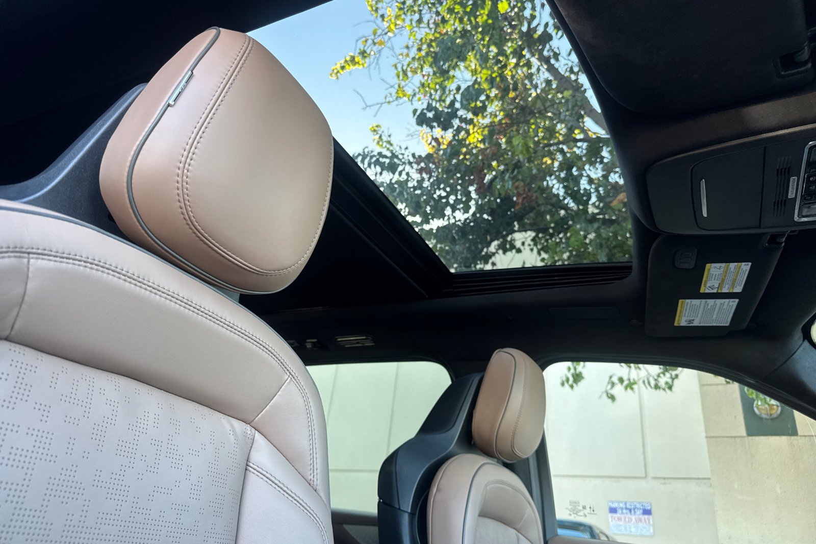 Used 2026 Lincoln Navigator Black Label AWD/4WD image 17