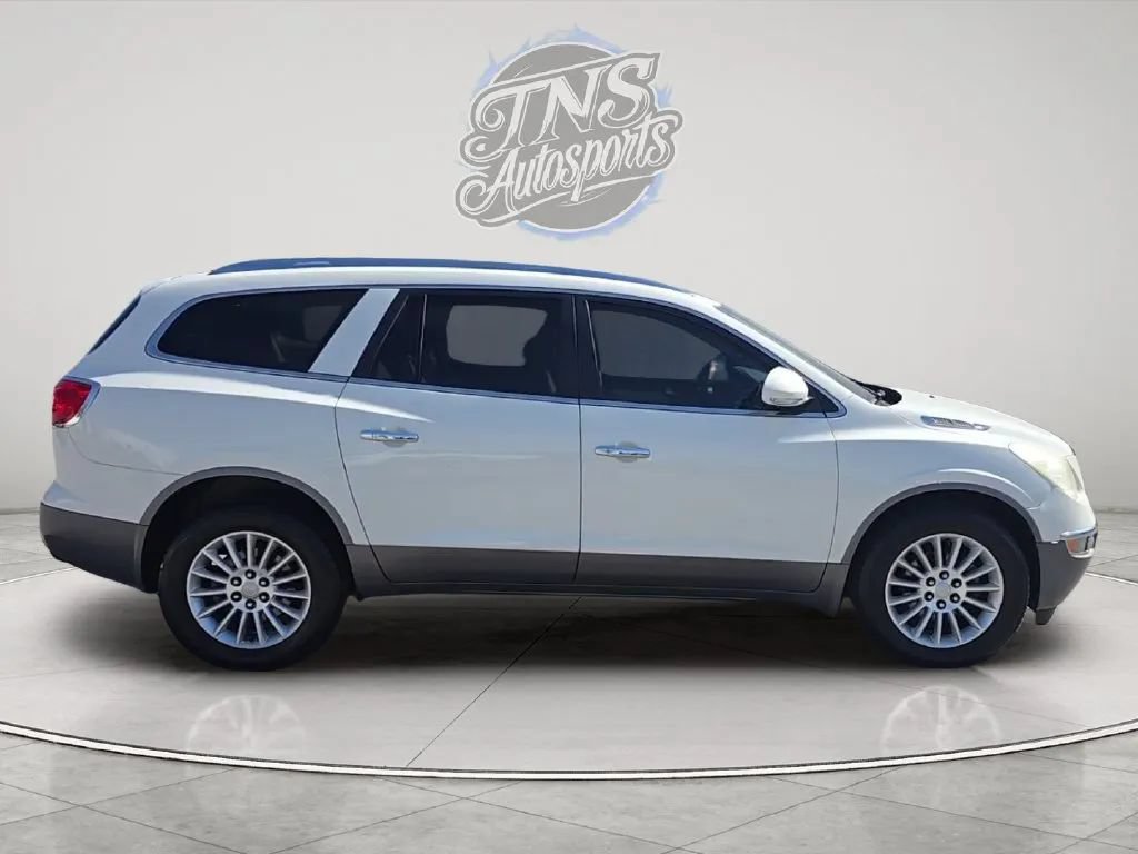 Used 2012 Buick Enclave Leather FWD image 6