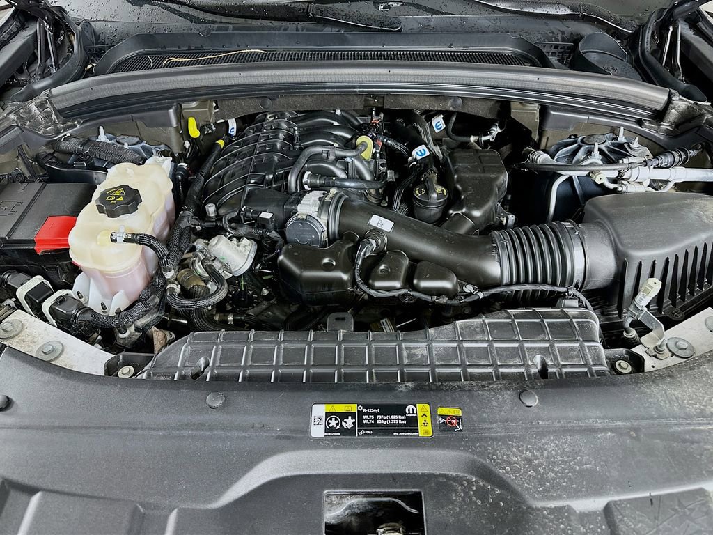 Certified 2024 Jeep Grand Cherokee Altitude image 39