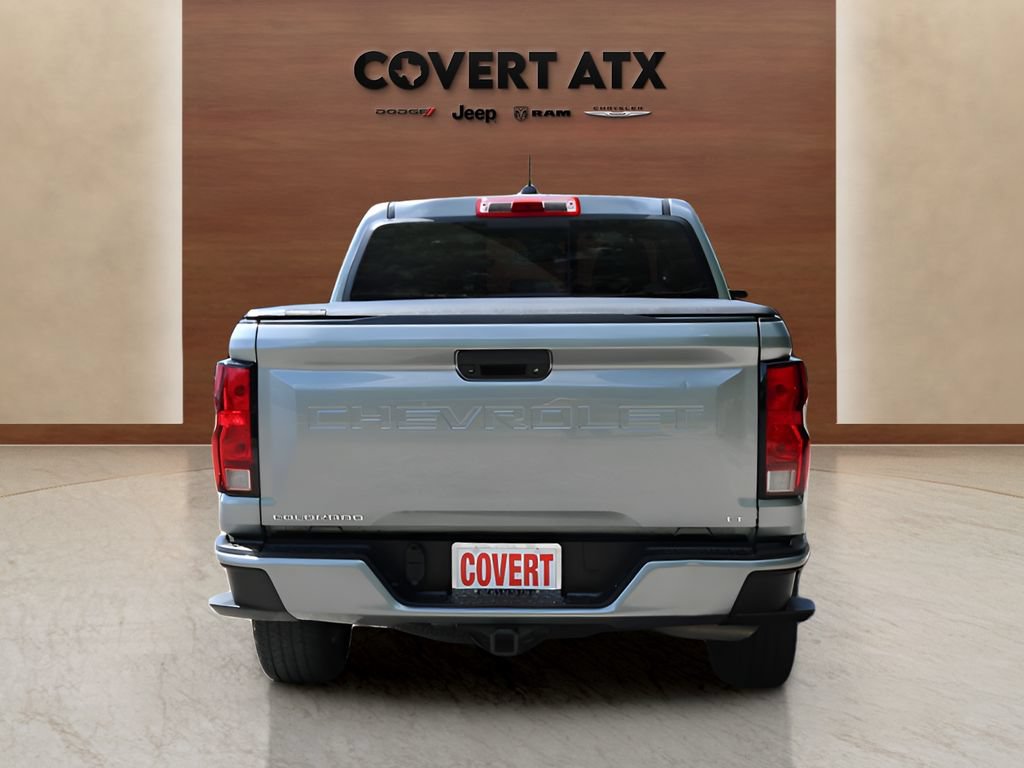 Used 2024 Chevrolet Colorado LT w/ LT Convenience Package II RWD image 4