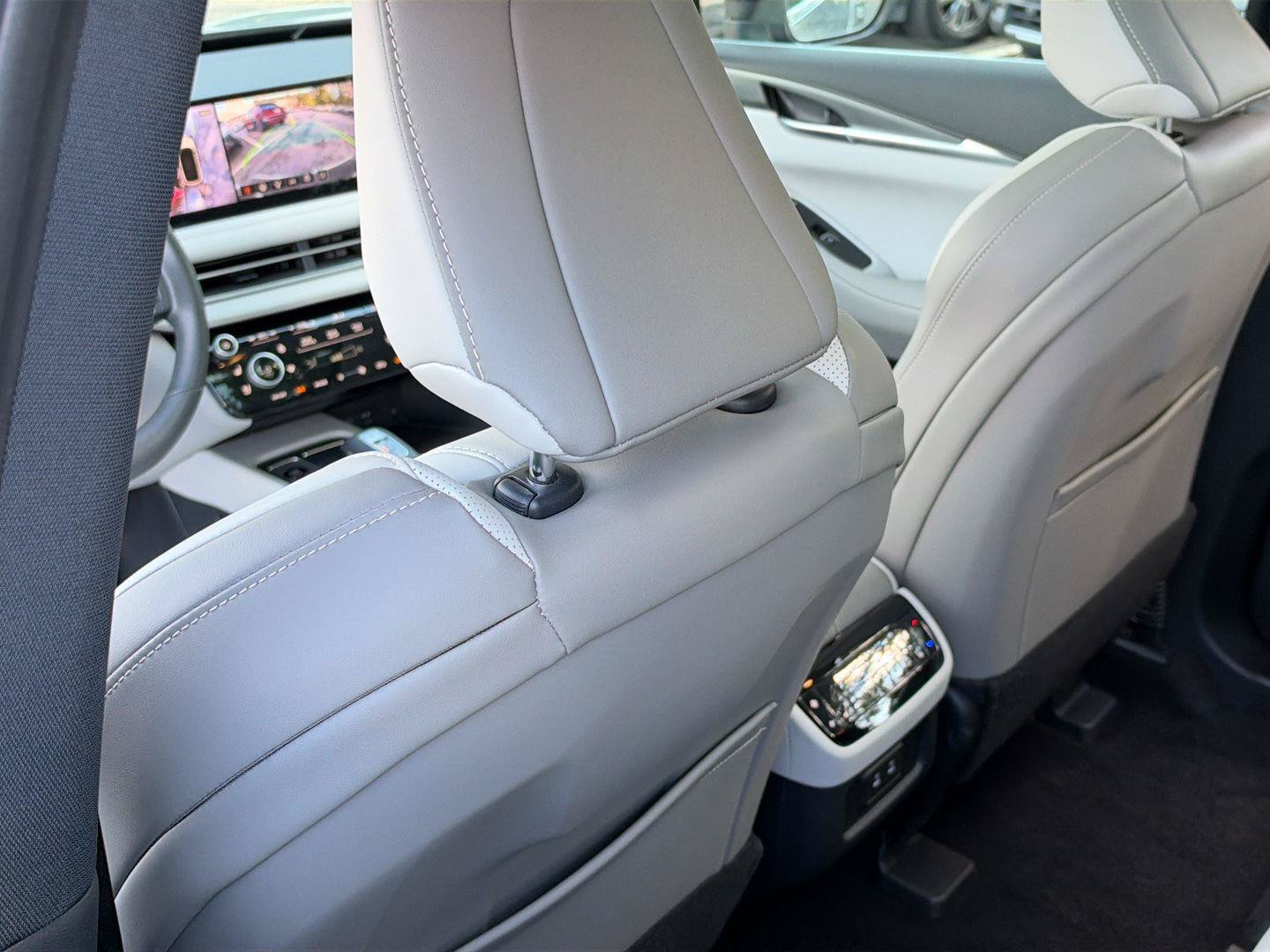 Used 2026 INFINITI QX60 Luxe w/ Cargo Package AWD/4WD image 30