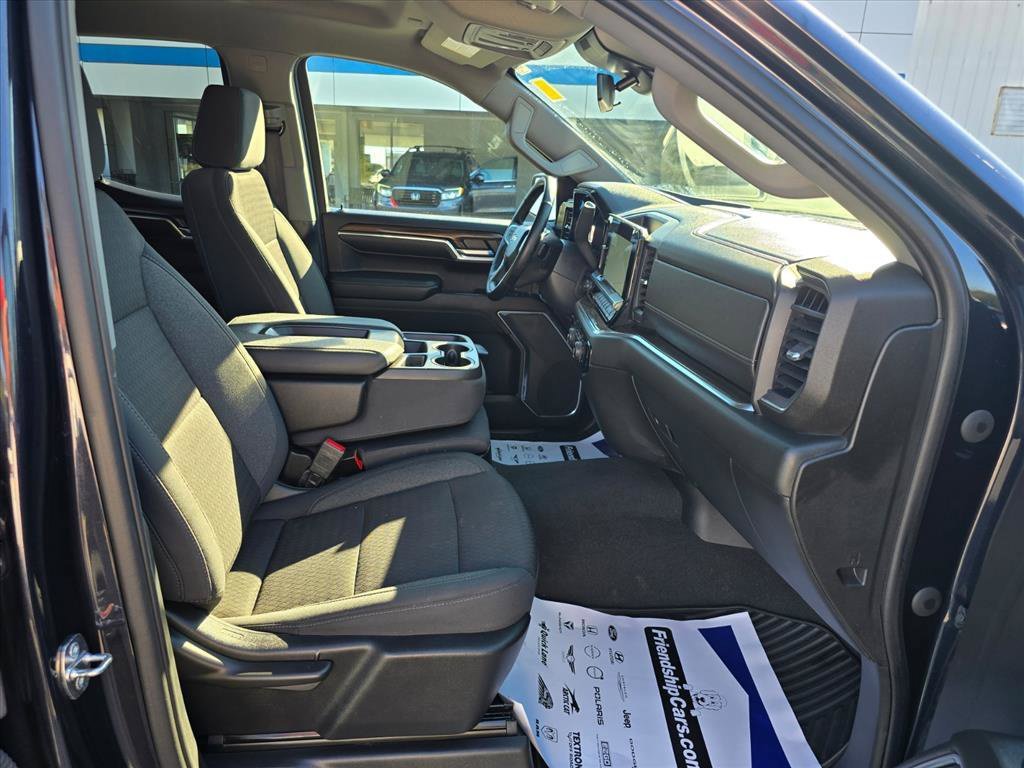 Used 2023 Chevrolet Silverado 1500 LT AWD/4WD image 14