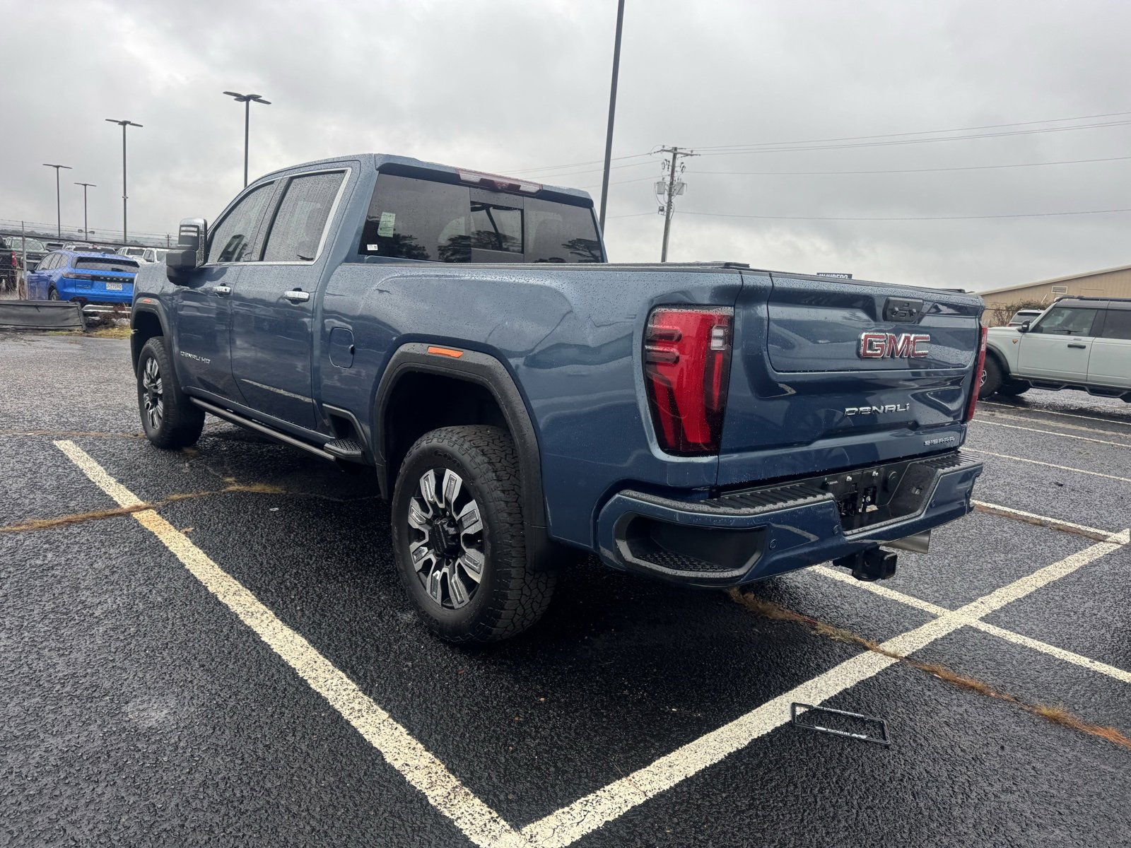 Used 2024 GMC Sierra 2500 Denali w/ Denali Reserve Package image 3