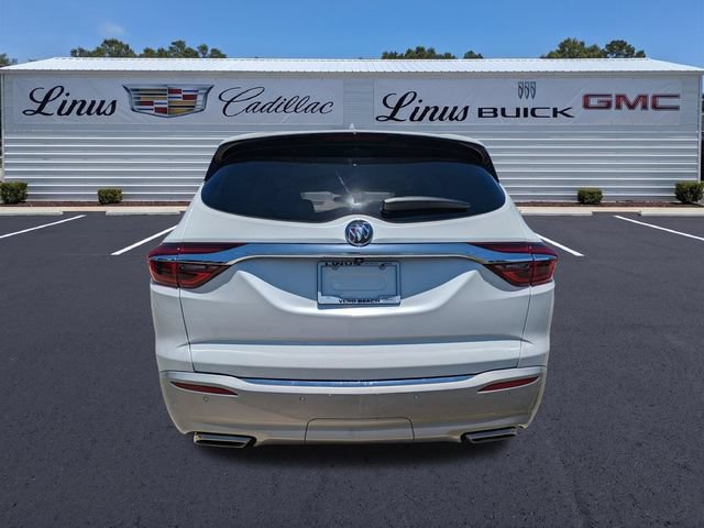 Used 2020 Buick Enclave Essence w/ Sound and Sites Package FWD image 5