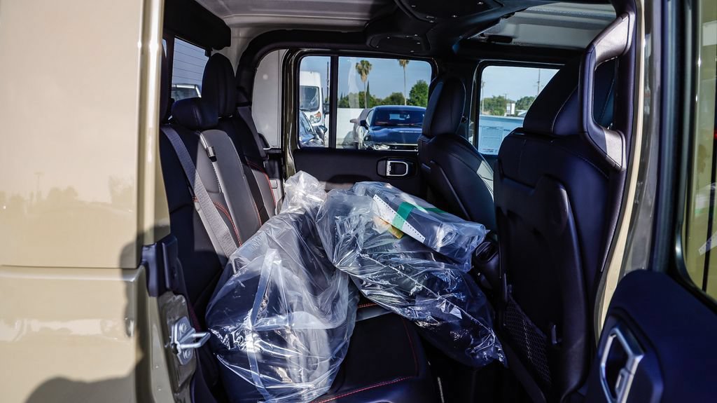 New 2026 Jeep Gladiator Sport AWD/4WD image 20