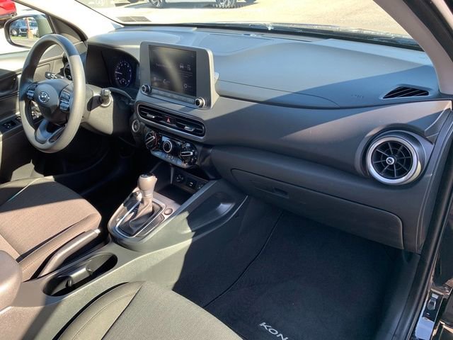 Used 2022 Hyundai Kona SEL image 11