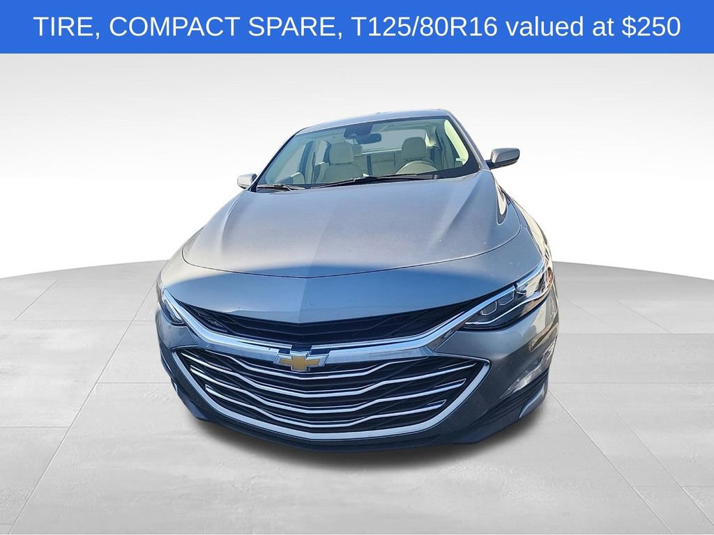 Used 2024 Chevrolet Malibu LT FWD image 2