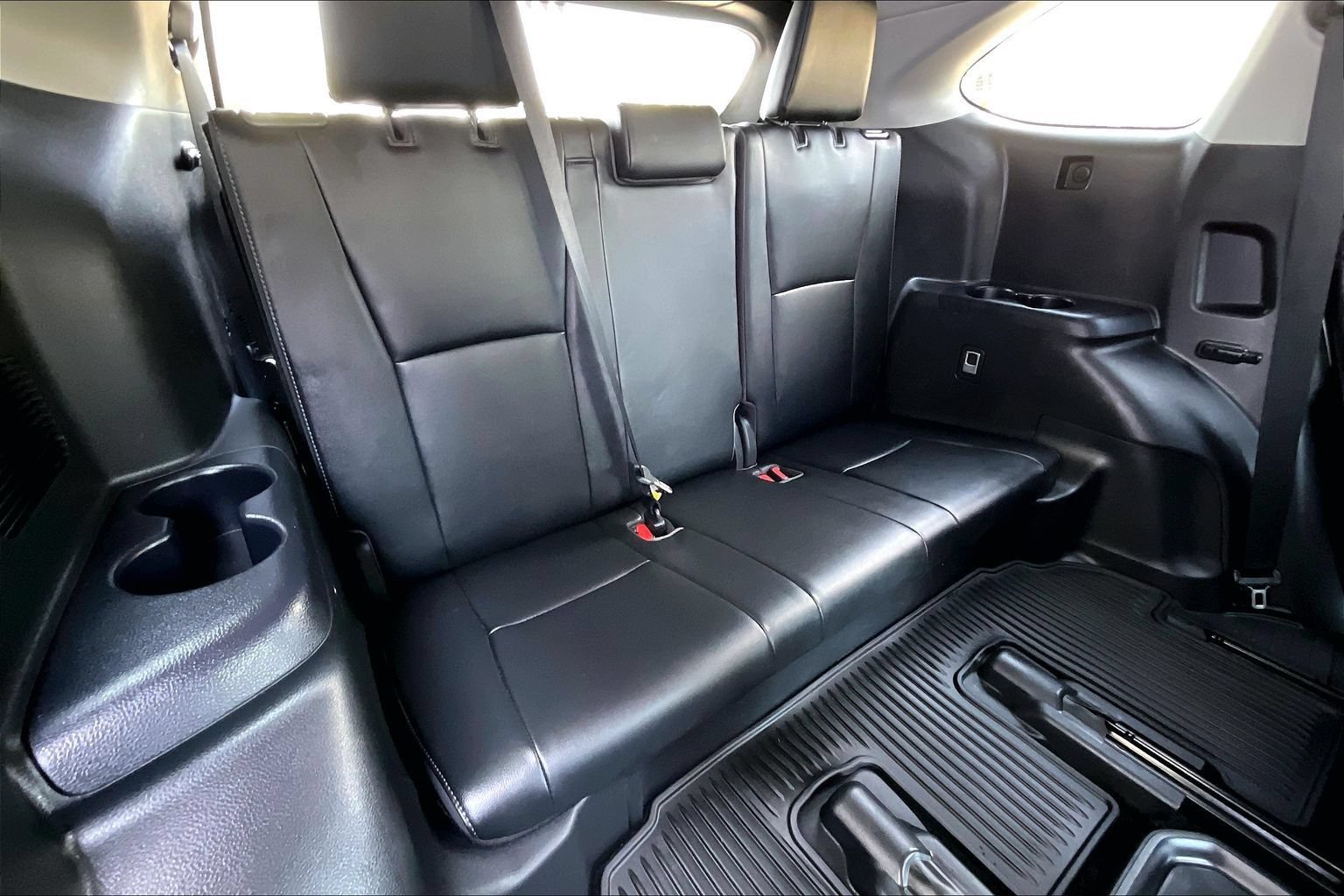 Used 2021 Toyota Highlander Limited AWD/4WD image 24