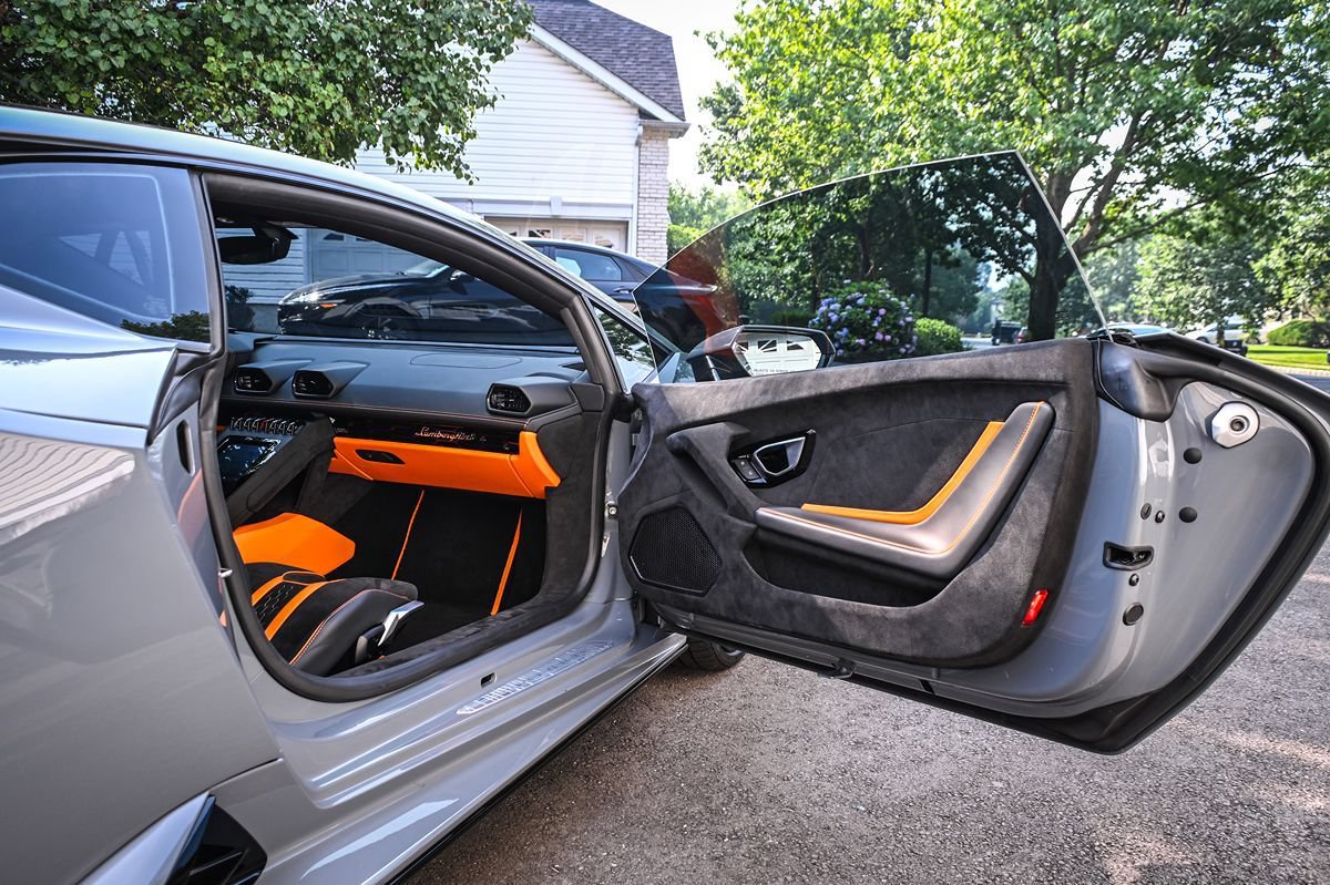 Used 2024 Lamborghini Huracan Tecnica RWD image 27